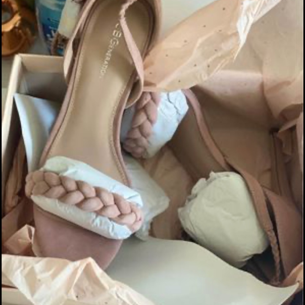 BCBG Generation-The Perfect Addiction To Any Shoe Collection